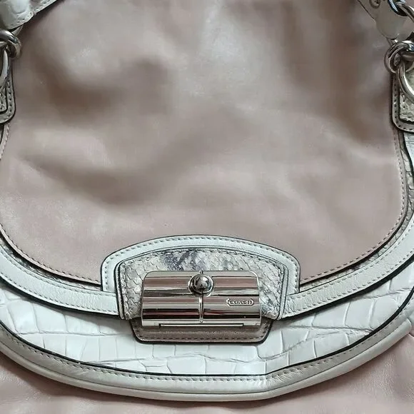 Coach   - Picture 2 of 9